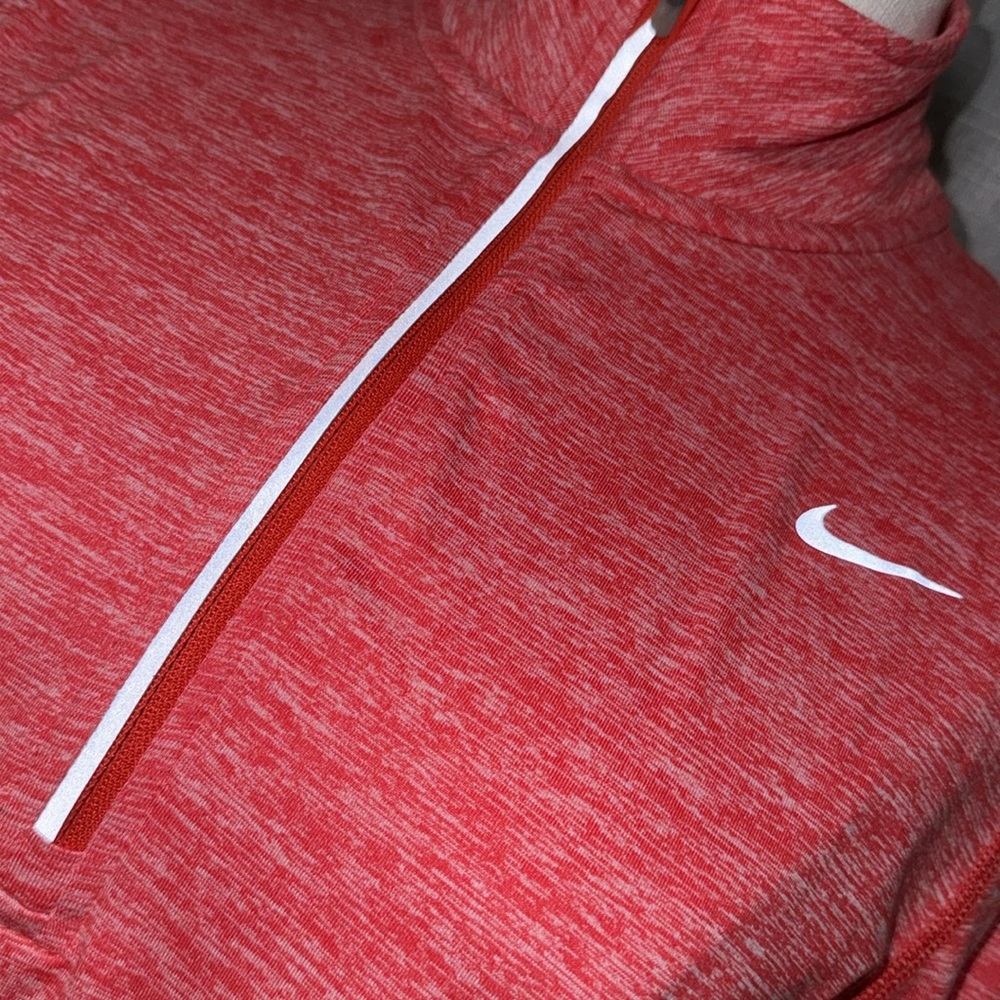 Like New-Worn 1x-Wmns Nike 1/4 Zip DriFit Top-Sz M-Orange Coral Color- - Picture 4 of 15